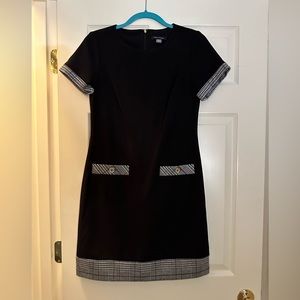 Tommy Hilfiger Mini Black Short Sleeve Dress with Gingham Detail Size 4
